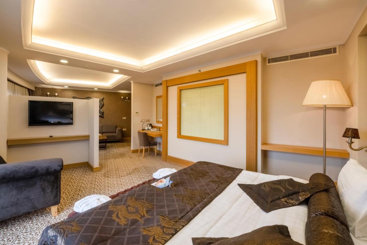 Grand Pasha Lefkosa Hotel & Casino Buitenkant foto