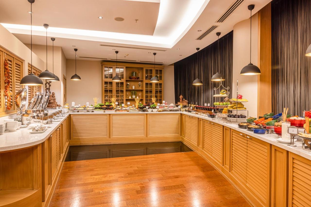 Grand Pasha Lefkosa Hotel & Casino Buitenkant foto